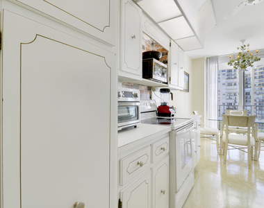 1701 S Flagler Drive - Photo Thumbnail 8