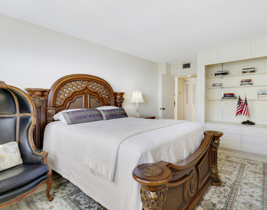 1701 S Flagler Drive - Photo Thumbnail 15
