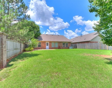 18100 Calle Way - Photo Thumbnail 39