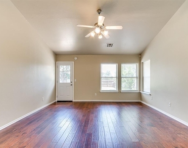 18100 Calle Way - Photo Thumbnail 8