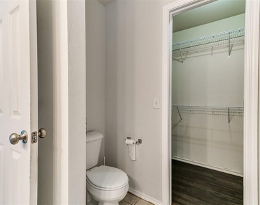 18100 Calle Way - Photo Thumbnail 35