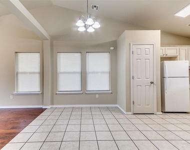 18100 Calle Way - Photo Thumbnail 16