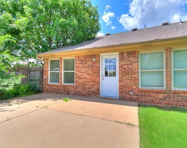 18100 Calle Way - Photo Thumbnail 38