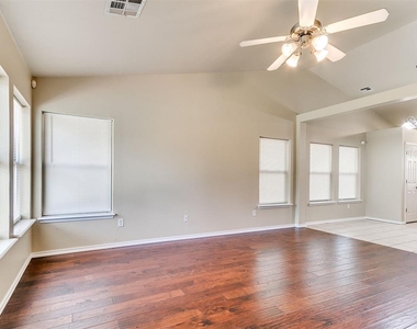 18100 Calle Way - Photo Thumbnail 27