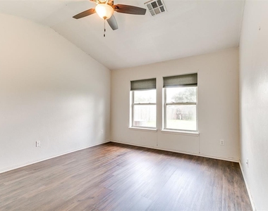 18100 Calle Way - Photo Thumbnail 29