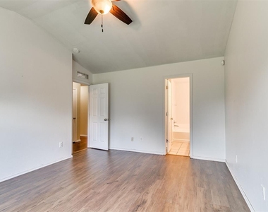 18100 Calle Way - Photo Thumbnail 28
