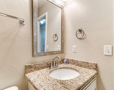18100 Calle Way - Photo Thumbnail 22