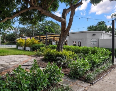 13334 Polo Club Road - Photo Thumbnail 41