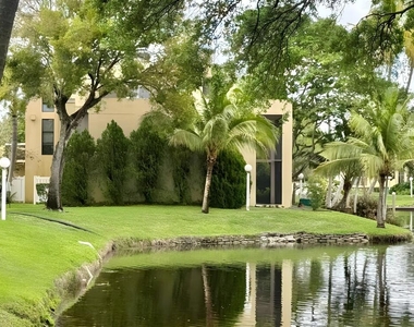 2910 Sw 87th Terrace - Photo Thumbnail 4
