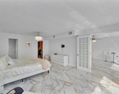 3100 Ne 49th Street - Photo Thumbnail 7
