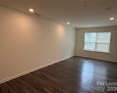 2029 Oakdale Road - Photo Thumbnail 1