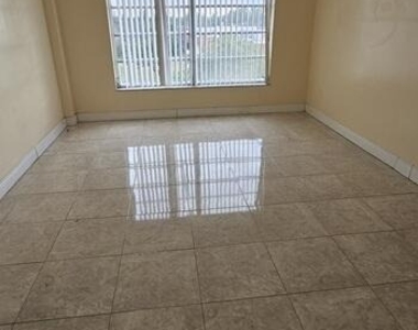 4174 Inverrary Drive - Photo Thumbnail 7