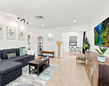 105 Se 2nd Street - Photo Thumbnail 10