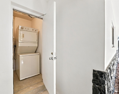 105 Se 2nd Street - Photo Thumbnail 13