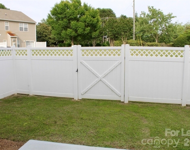 108 Azteca Drive - Photo Thumbnail 14