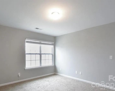 1525 Lilly Springs Place - Photo Thumbnail 26