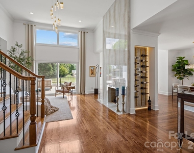 7322 Swansea Lane - Photo Thumbnail 4