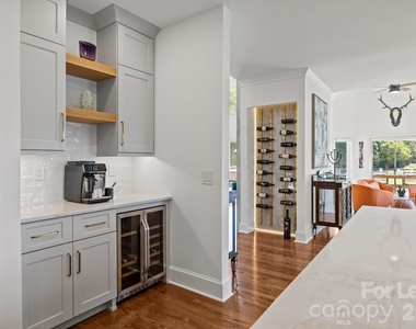 7322 Swansea Lane - Photo Thumbnail 15