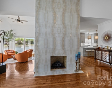 7322 Swansea Lane - Photo Thumbnail 5