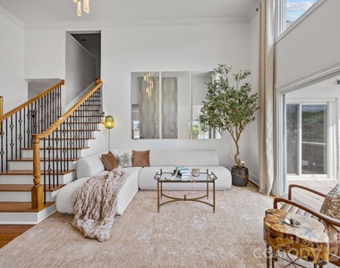 7322 Swansea Lane - Photo Thumbnail 8