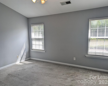 18474 Streamline Court - Photo Thumbnail 12