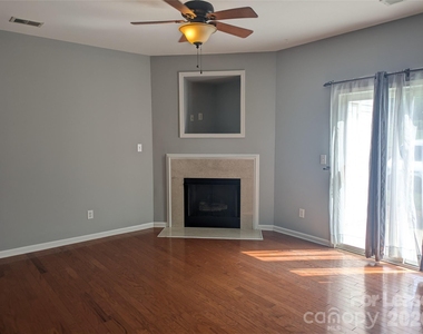 18474 Streamline Court - Photo Thumbnail 9