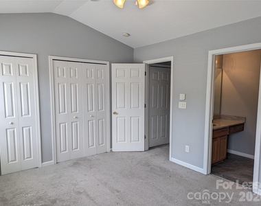 18474 Streamline Court - Photo Thumbnail 11