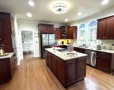 205 Edenshire Court - Photo Thumbnail 4