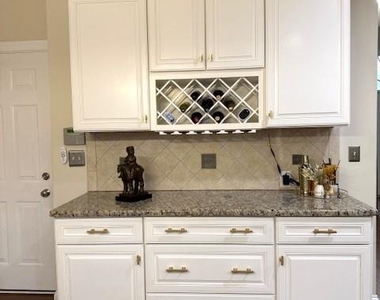 205 Edenshire Court - Photo Thumbnail 7