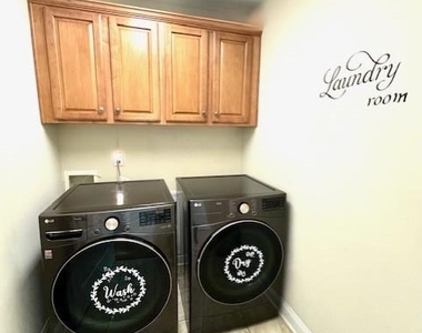 205 Edenshire Court - Photo Thumbnail 19