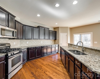 3000 Sewee Lane - Photo Thumbnail 12