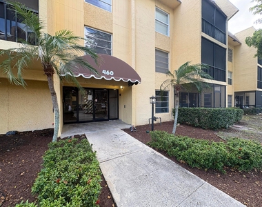 460 Nw 20th Street - Photo Thumbnail 2