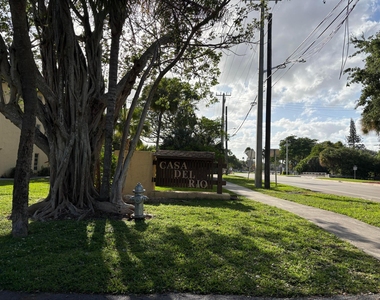 460 Nw 20th Street - Photo Thumbnail 26