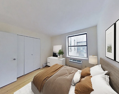 366 West 52nd Street - Photo Thumbnail 3