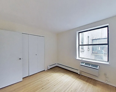 366 West 52nd Street - Photo Thumbnail 5