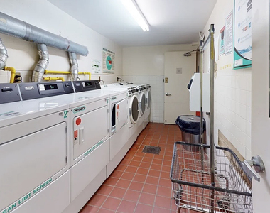 366 West 52nd Street - Photo Thumbnail 14