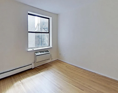 366 West 52nd Street - Photo Thumbnail 9