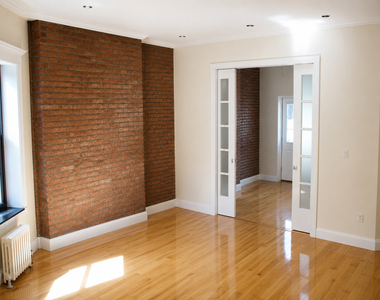 52 Barrow Street - Photo Thumbnail 1