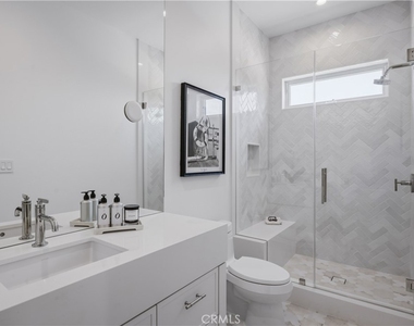 858 Fiske - Photo Thumbnail 22