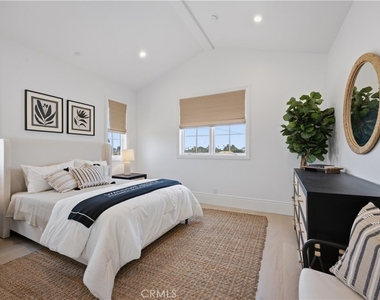 858 Fiske - Photo Thumbnail 16