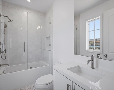 858 Fiske - Photo Thumbnail 17