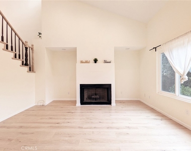 660 E Workman Street - Photo Thumbnail 2
