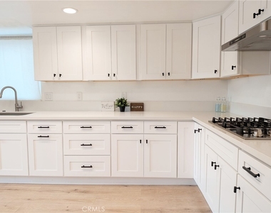 660 E Workman Street - Photo Thumbnail 8
