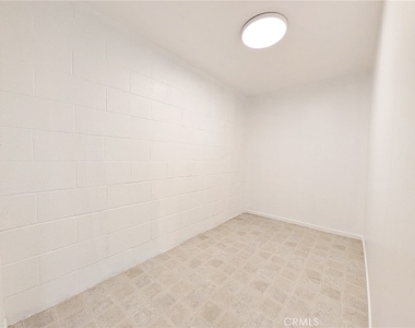 660 E Workman Street - Photo Thumbnail 27