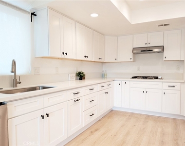 660 E Workman Street - Photo Thumbnail 9
