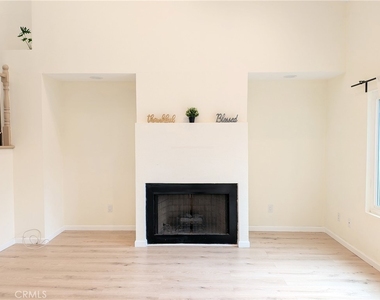 660 E Workman Street - Photo Thumbnail 3