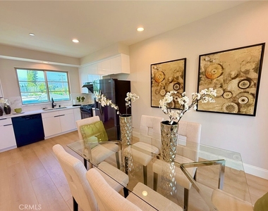 4437 Stewart - Photo Thumbnail 4