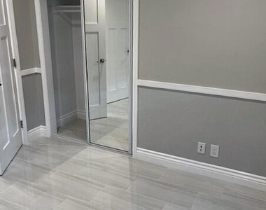 2589 Bayshore Avenue - Photo Thumbnail 8