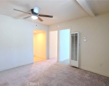 13666 Arrow Boulevard - Photo Thumbnail 6