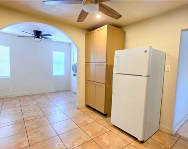 13666 Arrow Boulevard - Photo Thumbnail 8